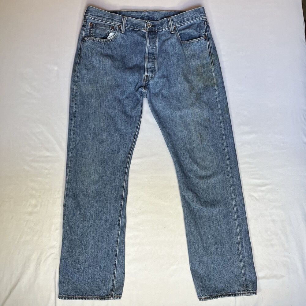 Levi's 501 Jeans Men's 36x30 Tag 36x32 Stained Blue Light Wash Button Fly